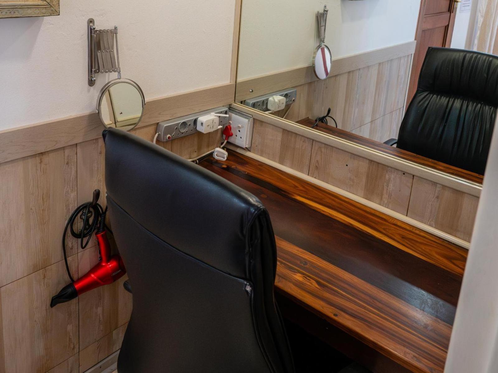 Sleepers Villa Guesthouse 波罗克瓦尼 外观 照片